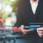 A filha de Bill Gates garante US$ 30 milhões para um aplicativo de IA que ela desenvolveu em seu quarto no dormitório de Stanford.