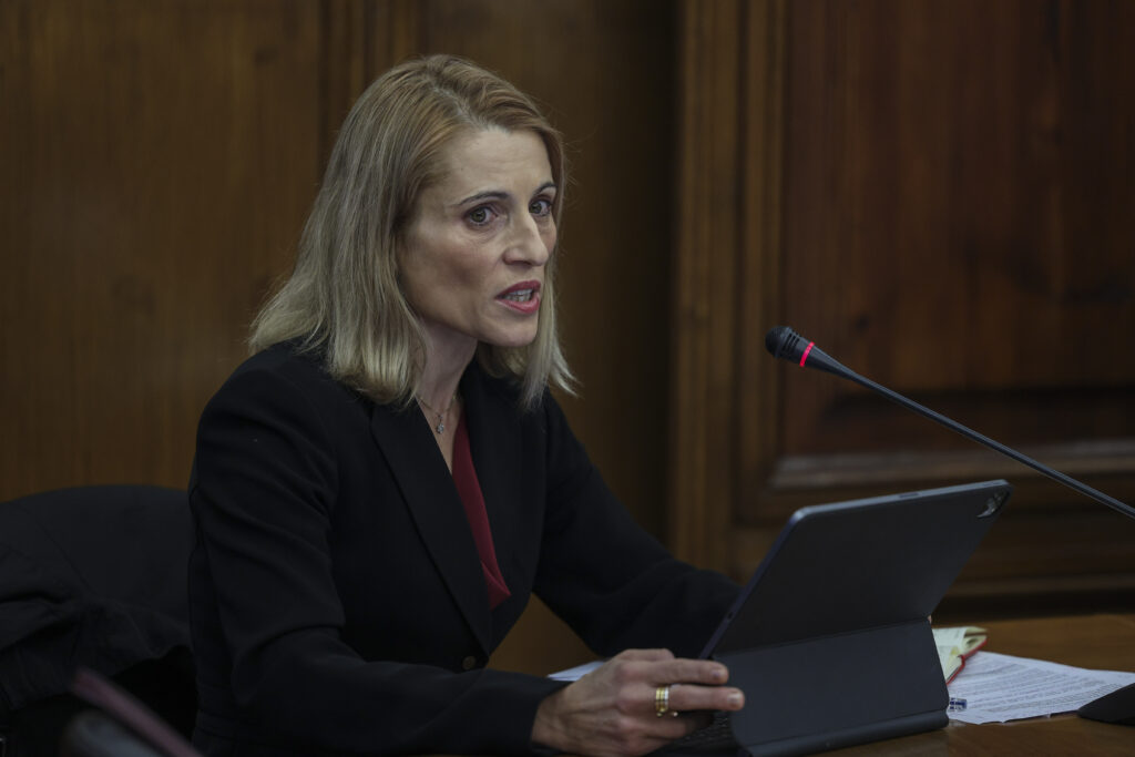 Sandra Maximiano Anacom