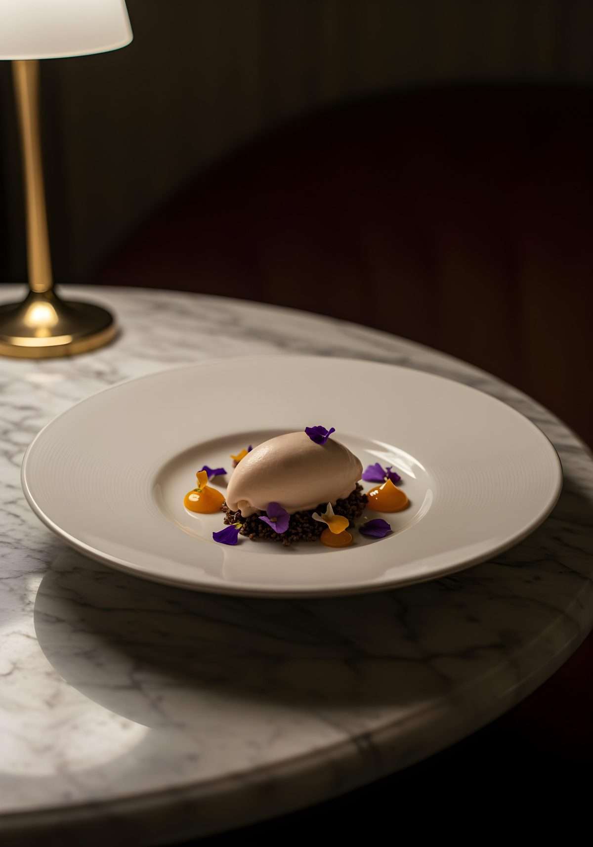 elegant-dessert-presentation-plate